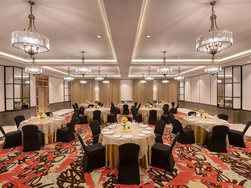 Lemon Tree Premier, New Town, Kolkata Hotel Exterior foto