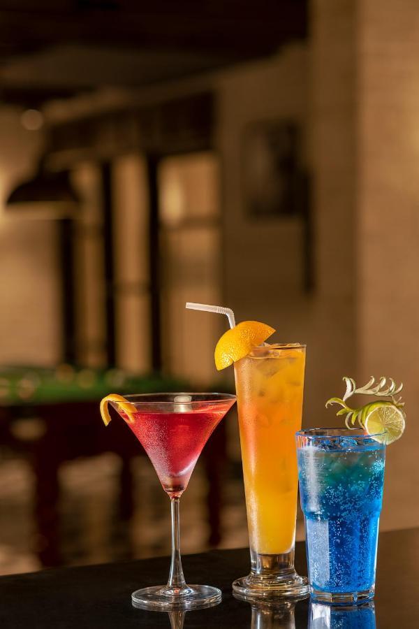 Lemon Tree Premier, New Town, Kolkata Hotel Exterior foto